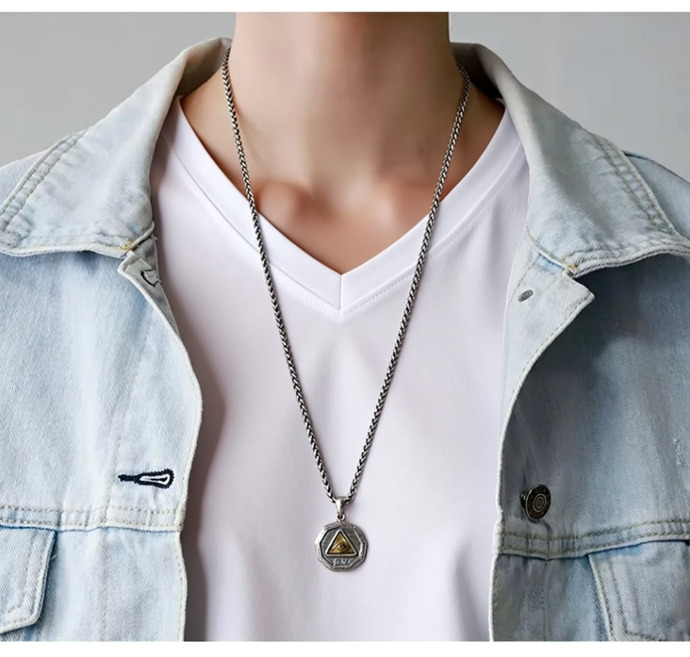 925 silver spiga chain on model