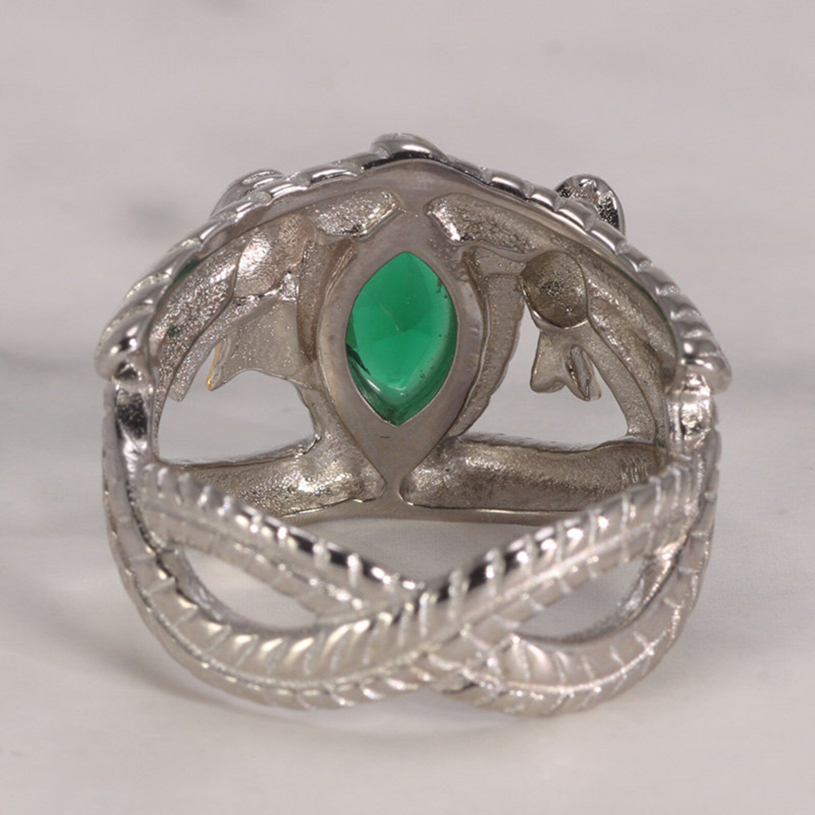 Aragorn ring of Barahir Inside View