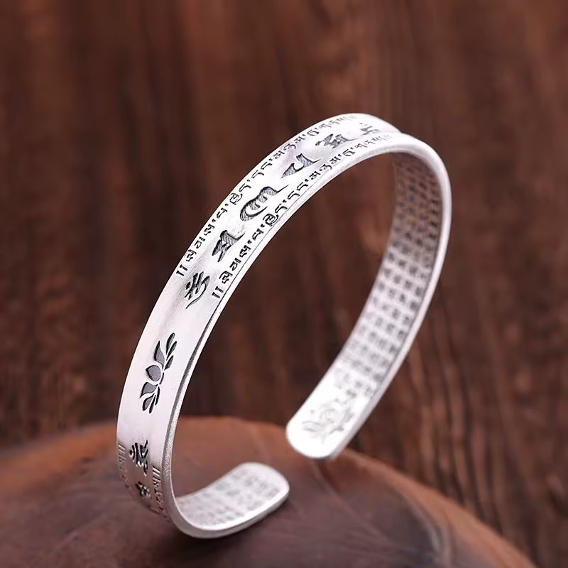 OM buddhist bracelet