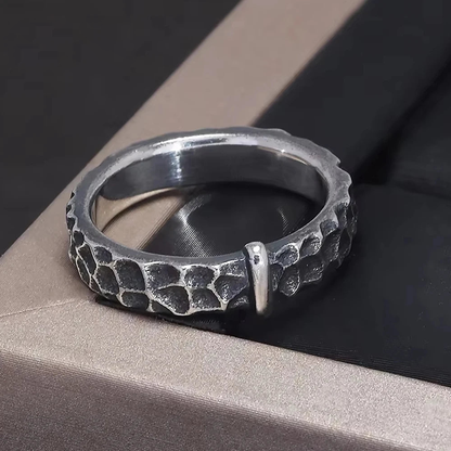 Outlander Claire ring top side view