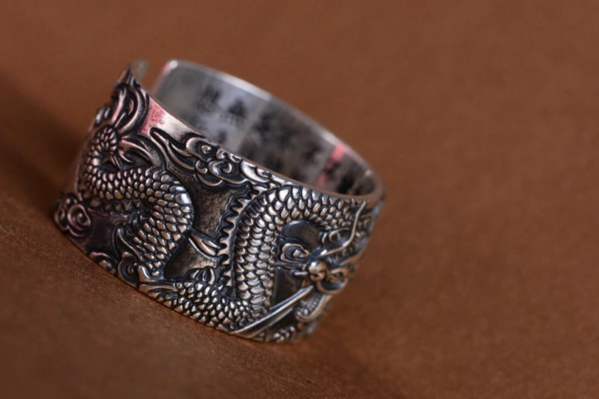 Oxidized silver ring band
