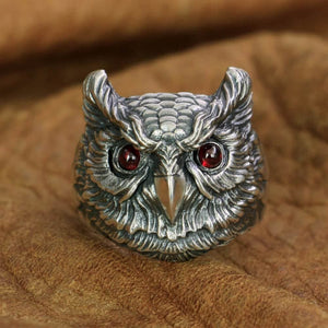 Sterling silver owl ring front view with red zirconia eyes