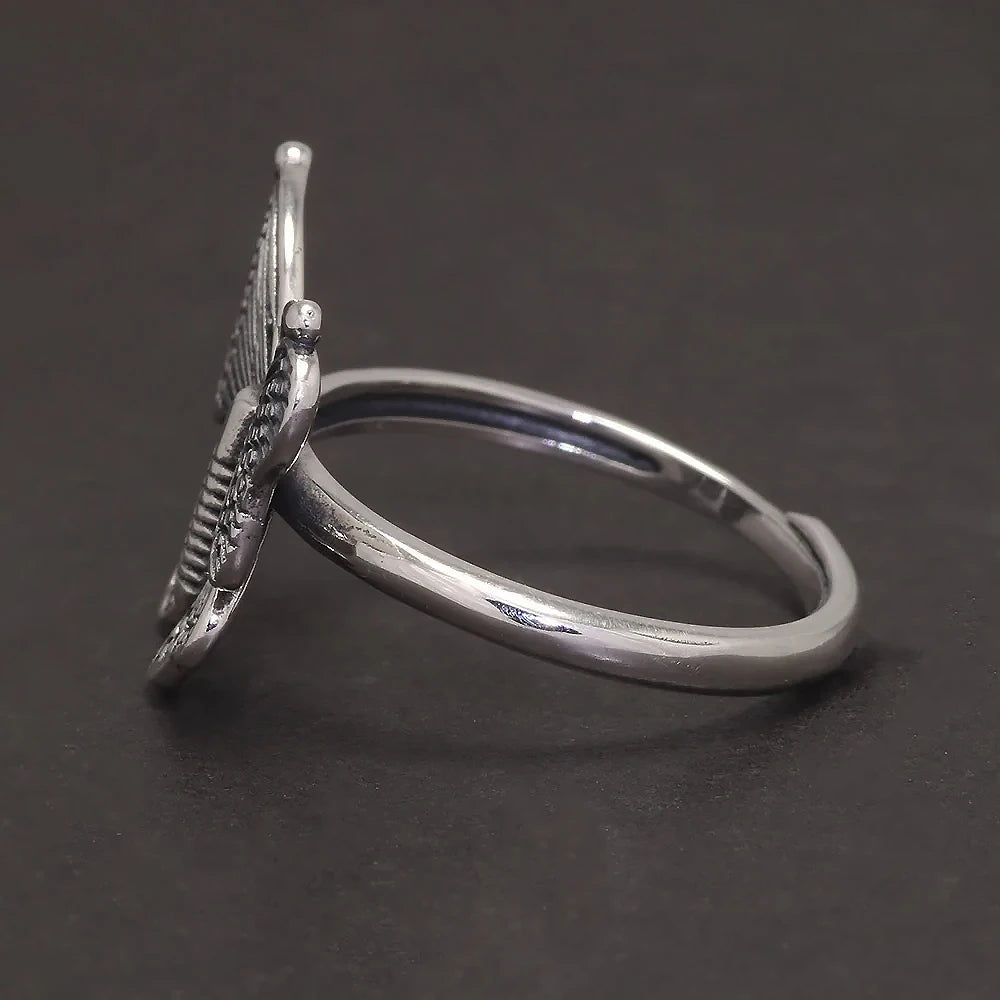 adjustable butterfly ring viewed from side