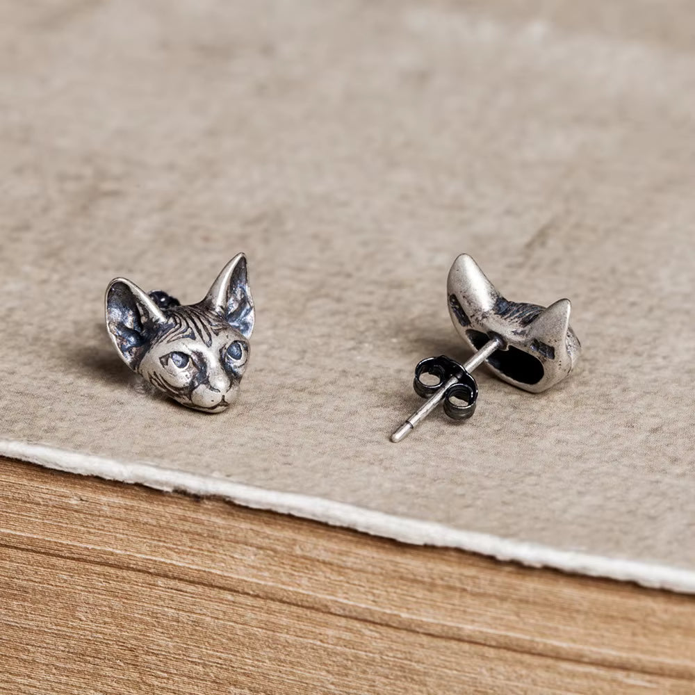 cat studs side