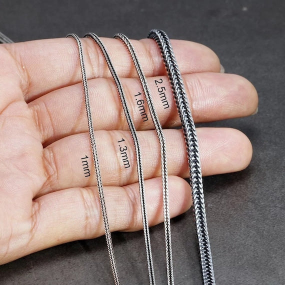 foxtail chain close-up sterling silver	