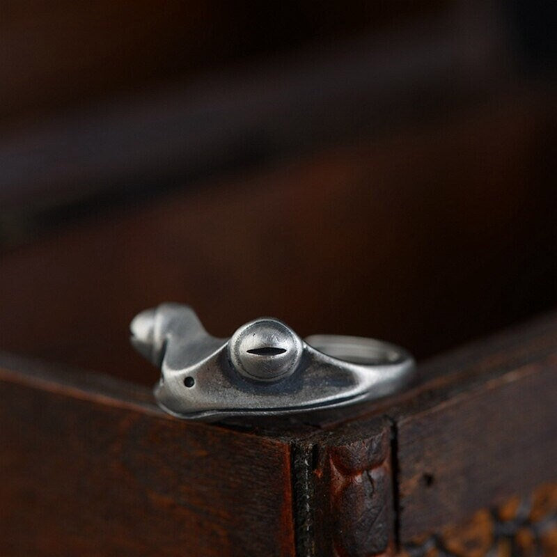 silver Toad Ring women