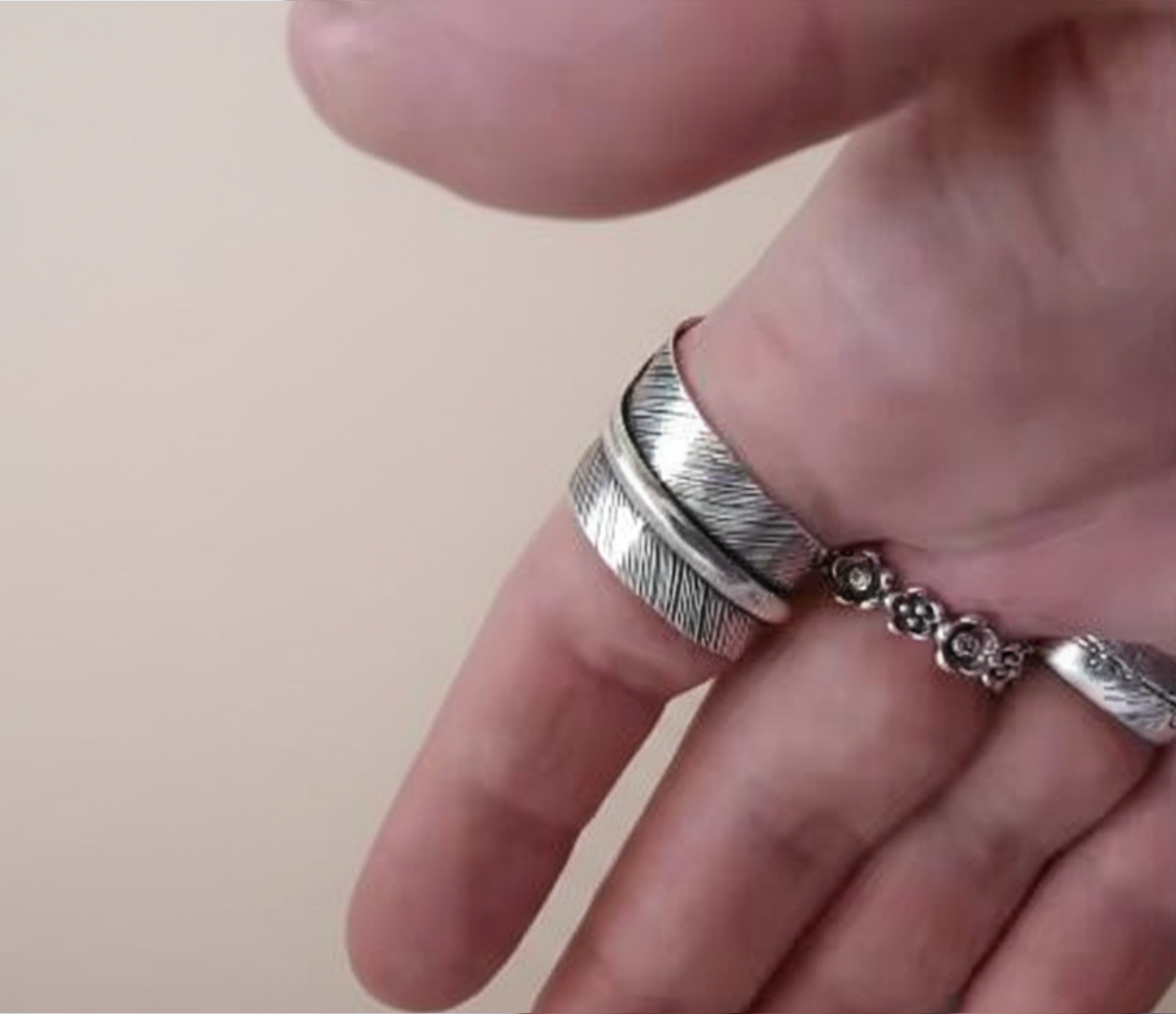 feather spoon silver ring back side
