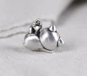 maneki neko silver pendant back view