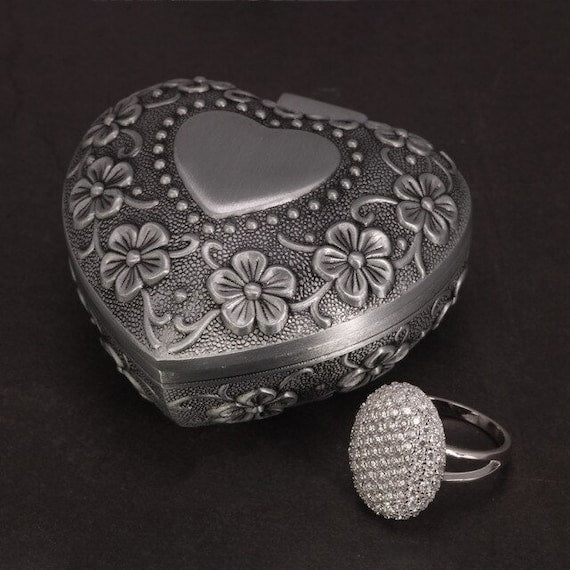 moissanite engagement ring with jewelry box