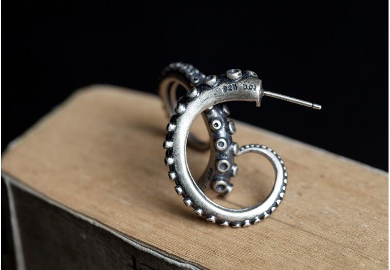 octopus tentacle earrings side profile