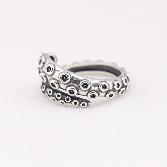octopus tentacle ring side