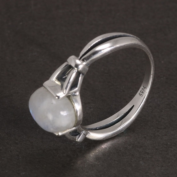 oval moonstone ring side view