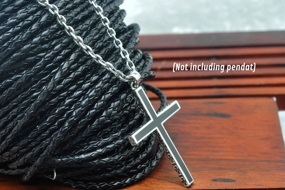 silver cable chain with cross pendant
