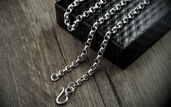 silver Rolo chain necklace