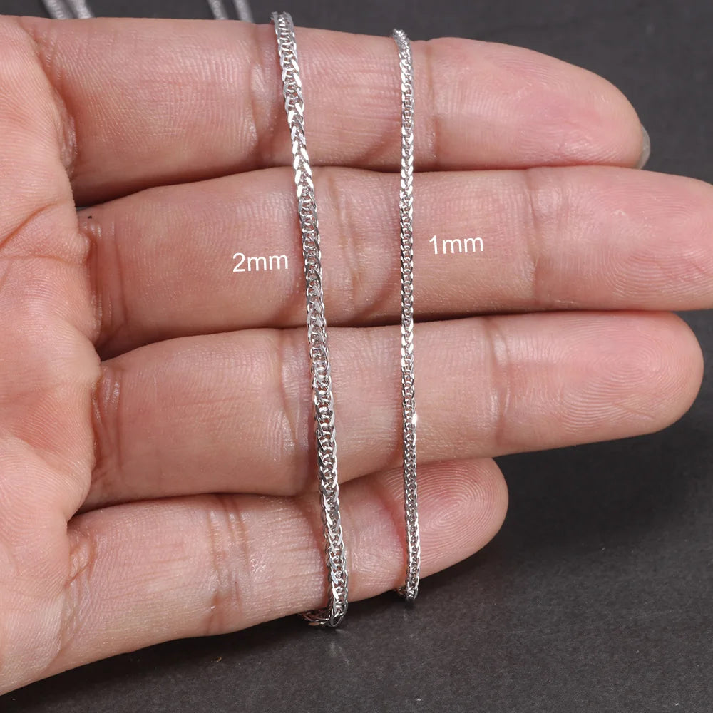 square link silver chain detail view