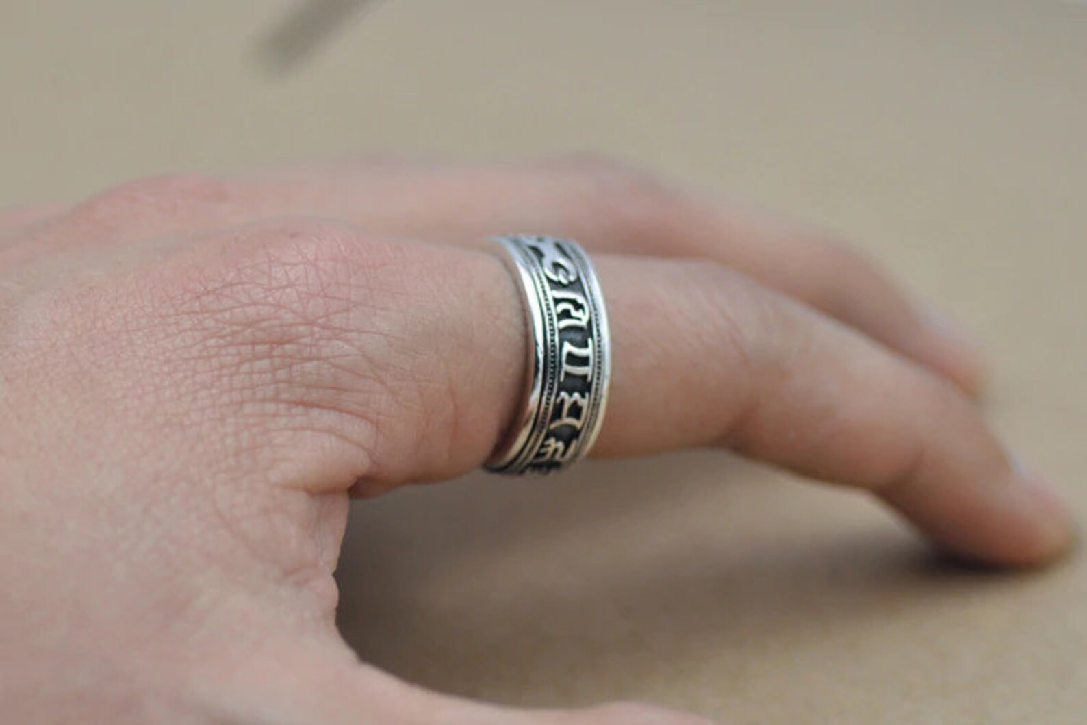 sterling silver prayer ring side view engraved details
