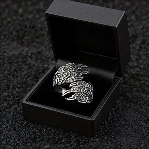 viking bear claw ring in box