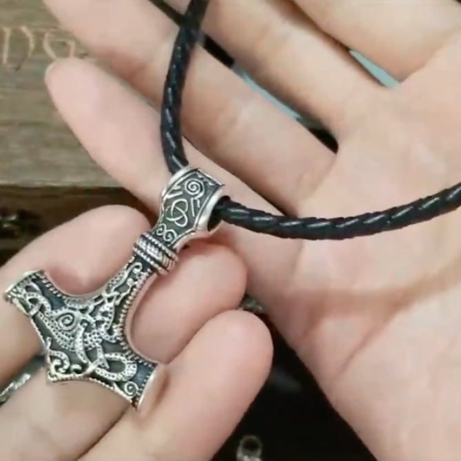 viking odin necklace