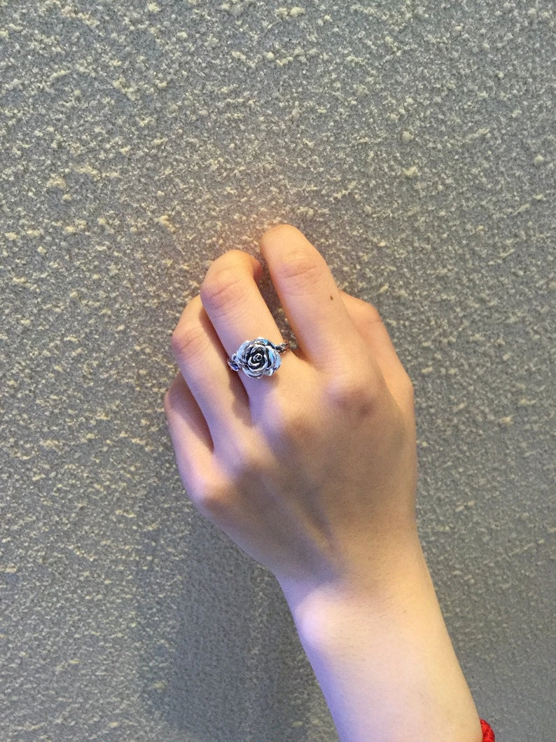 vintage floral ring on a model