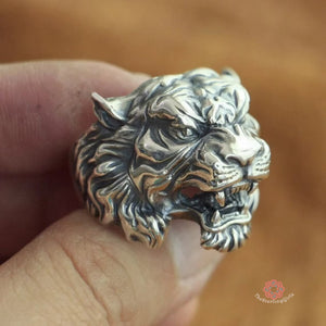 sterling silver tiger ring right